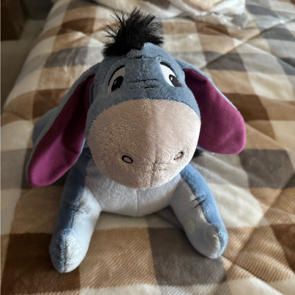Disney talking Eeyore - requires batteries